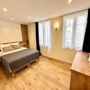 Hotel Zora, Parijs